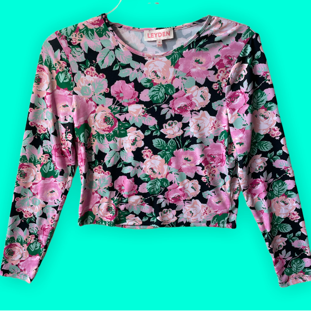 Leyden Crop Top Size M Black Pink Green Floral Stretchy Betsey Johnson vibes EUC